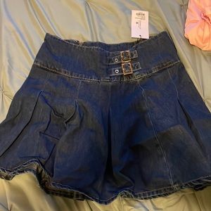 Denim Mid Rise Pleated Mini Skirt